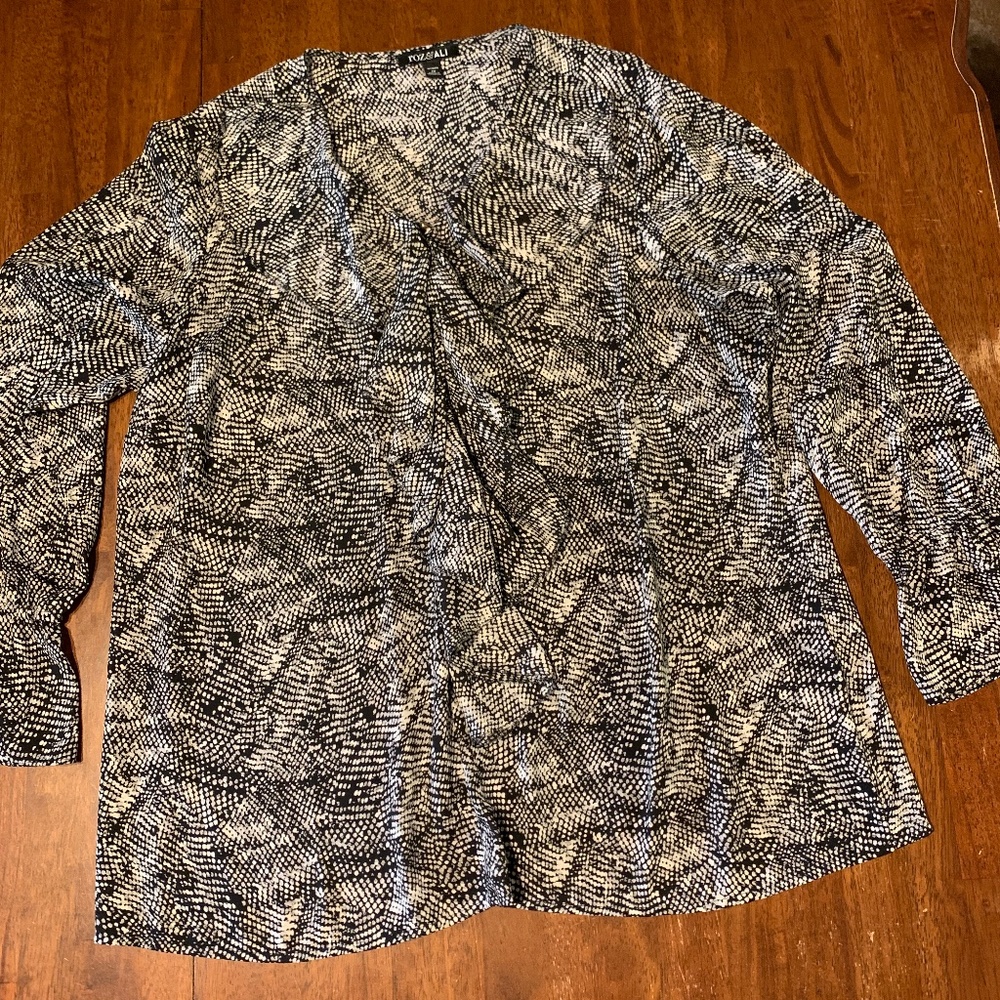 Roz & Ali Ruffle Front Blouse Size 1X